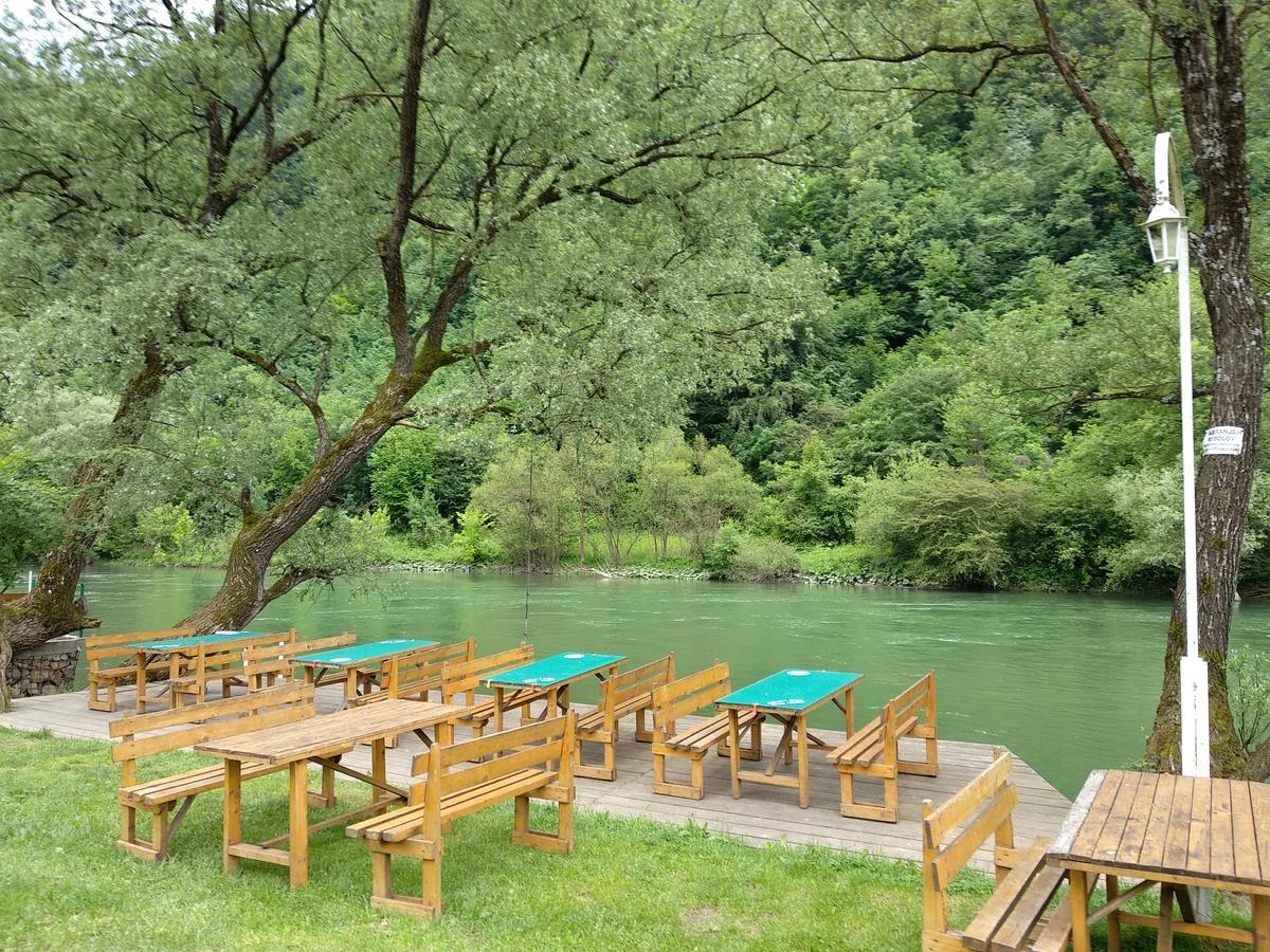 Hotel Camp Vrbas Rekavice Exterior foto